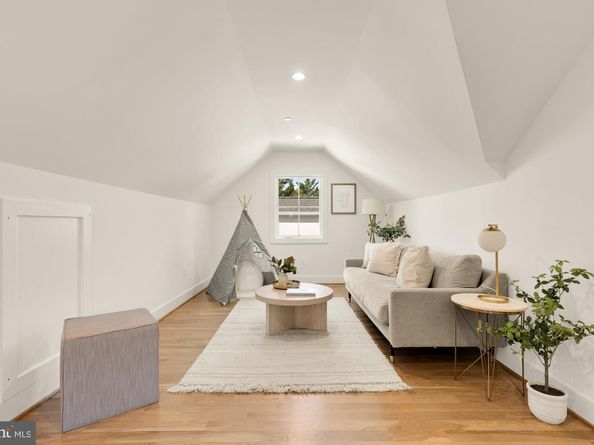 4427 Ridge Street, Chevy Chase MD 20815