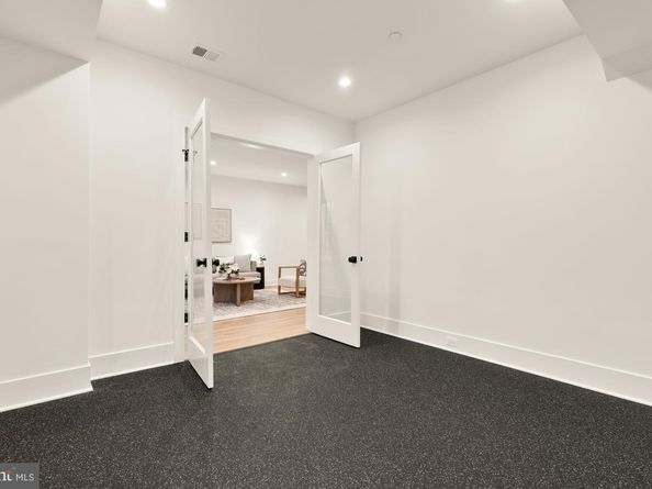 4427 Ridge Street, Chevy Chase MD 20815