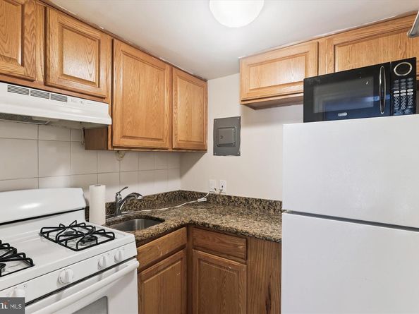 313 C Street SE, Washington DC 20003