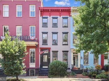 313 C Street SE