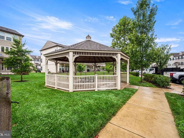 464 Rowan Street, Warminster PA 18974