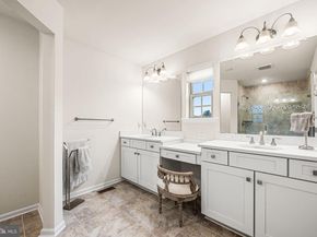 464 Rowan Street, Warminster PA 18974