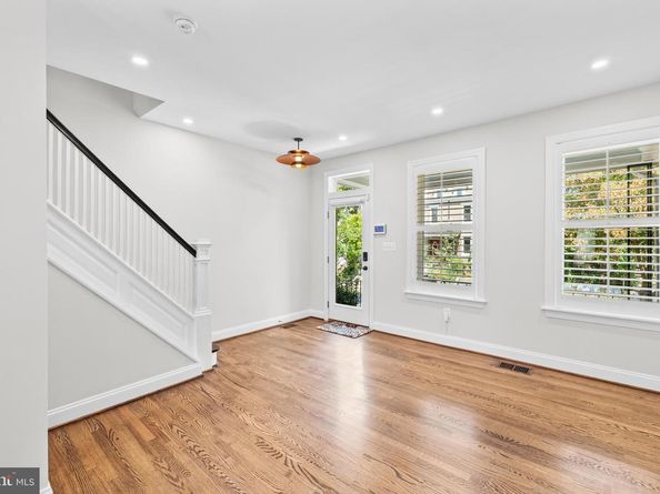 760 Hobart Place NW, Washington DC 20001