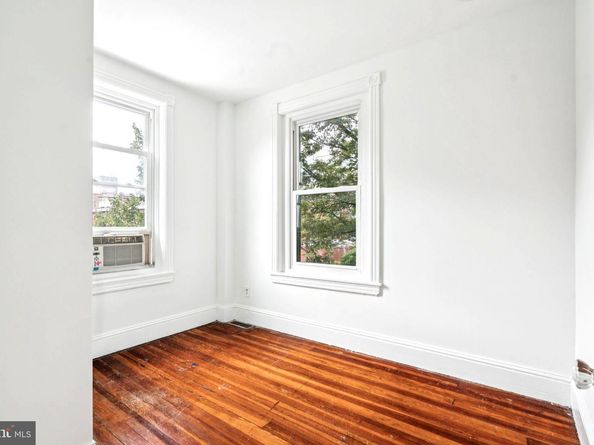 500 S 25TH Street, Philadelphia PA 19146