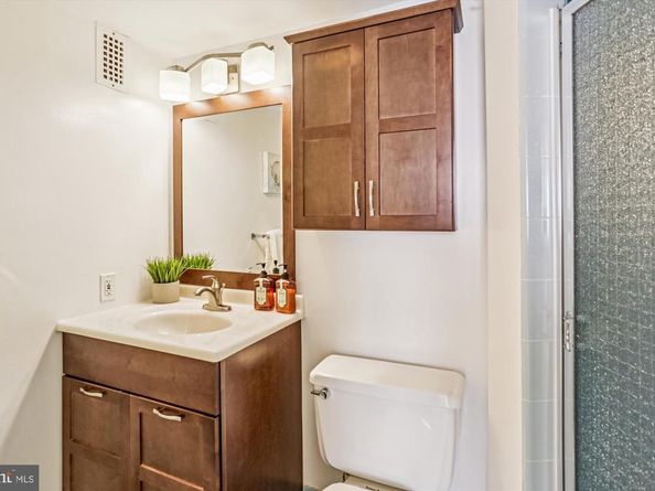 3001 Veazey Terrace NW 1508, Washington DC 20008