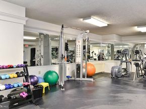 3001 Veazey Terrace NW 1508, Washington DC 20008