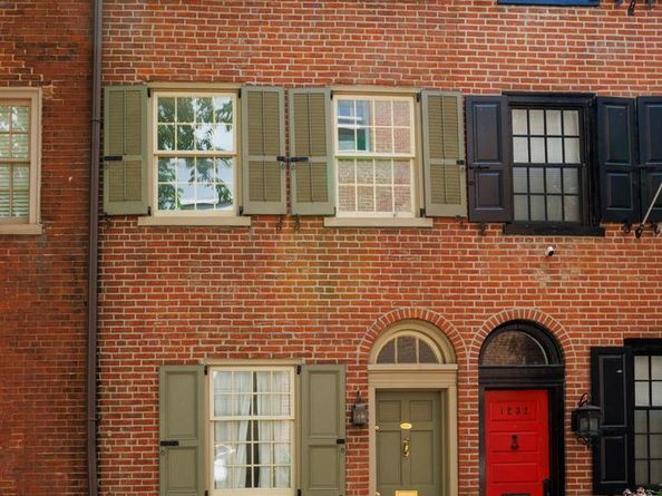1230 Waverly Walk, Philadelphia PA 19147