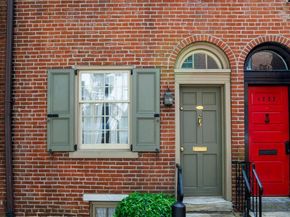 1230 Waverly Walk, Philadelphia PA 19147