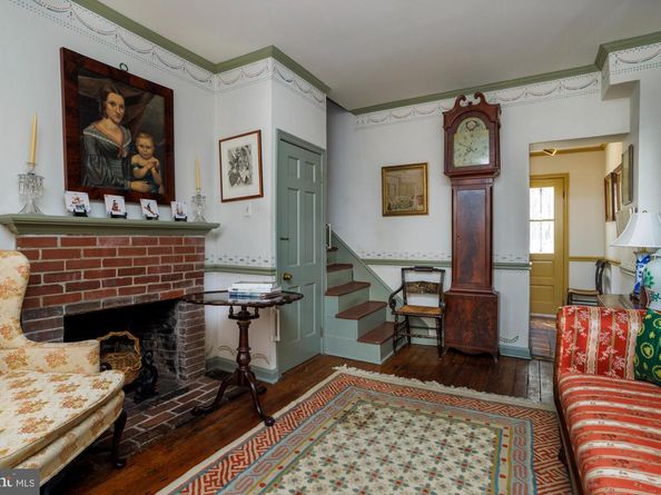 1230 Waverly Walk, Philadelphia PA 19147