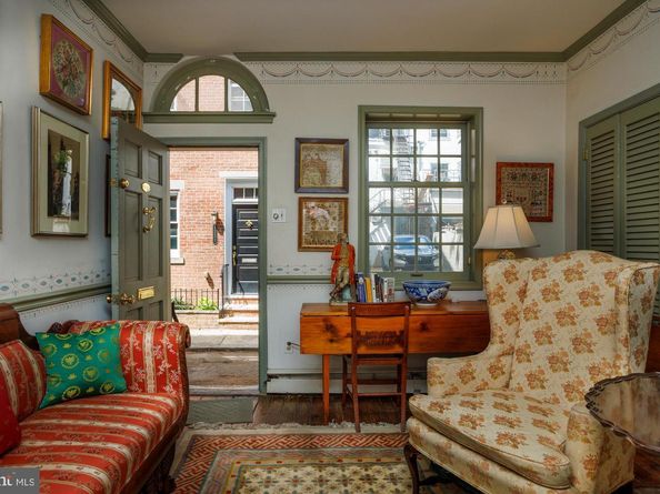 1230 Waverly Walk, Philadelphia PA 19147