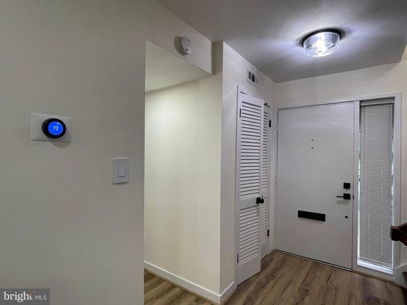 5236 Pooks Hill Road D23, Bethesda MD 20814