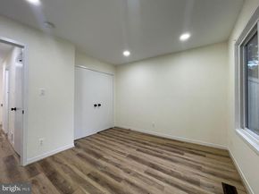 5236 Pooks Hill Road D23, Bethesda MD 20814