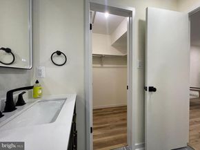 5236 Pooks Hill Road D23, Bethesda MD 20814