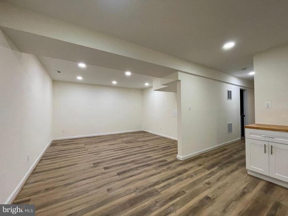 5236 Pooks Hill Road D23, Bethesda MD 20814