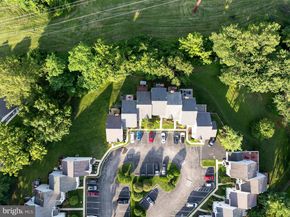10 Maple Drive, Conshohocken PA 19428