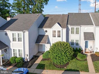 10 Maple Drive