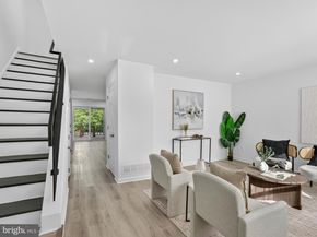 10 Maple Drive, Conshohocken PA 19428