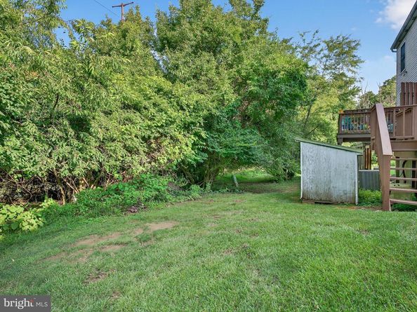 10 Maple Drive, Conshohocken PA 19428