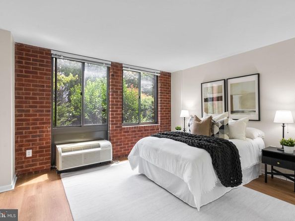 1318 22nd Street NW 101, Washington DC 20037