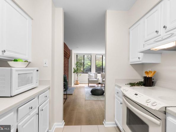 1318 22nd Street NW 101, Washington DC 20037