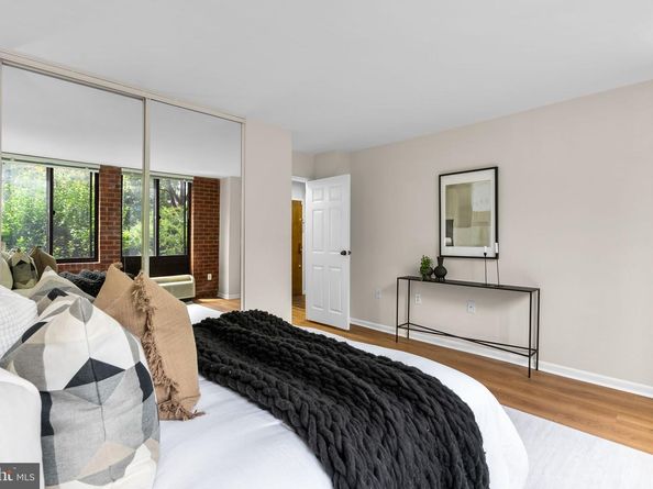1318 22nd Street NW 101, Washington DC 20037
