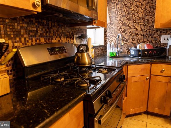 1622 E Passyunk Avenue, Philadelphia PA 19148