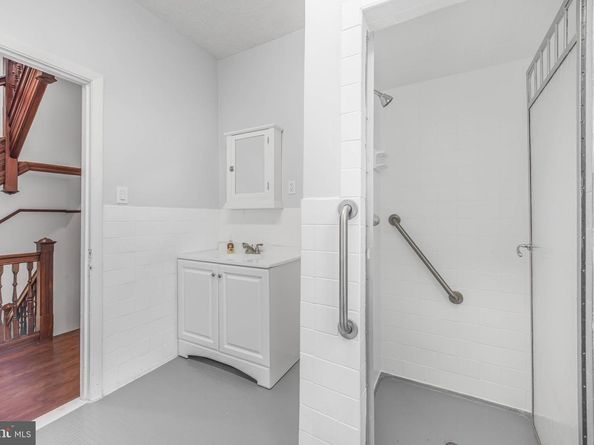 14 Simpson Road, Ardmore PA 19003