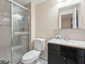 221 N Emory Drive 4, Sterling VA 20164