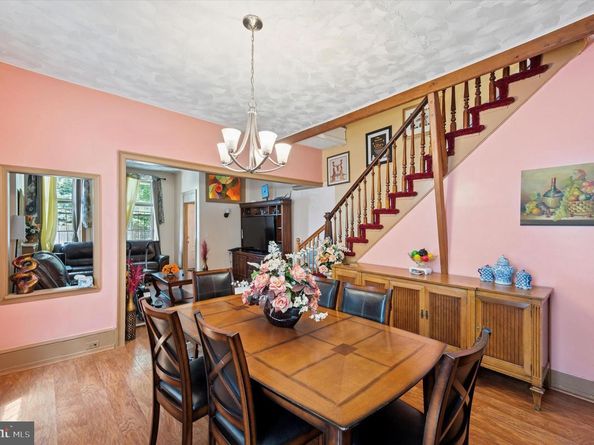 30 W Apsley Street, Philadelphia PA 19144
