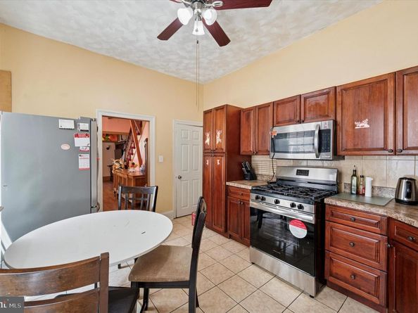 30 W Apsley Street, Philadelphia PA 19144
