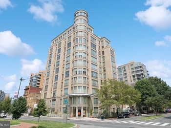 301 Massachusetts Avenue NW