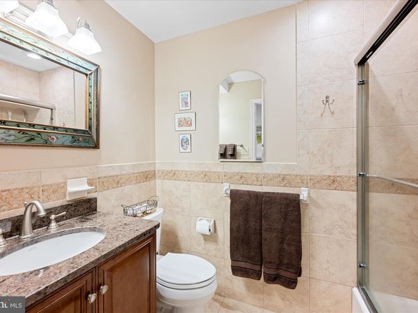 9225 Aldershot Drive, Bethesda MD 20817