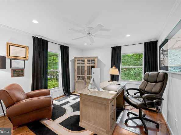 9225 Aldershot Drive, Bethesda MD 20817