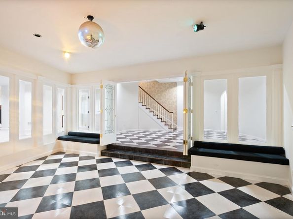 9721 Sorrel Avenue, Potomac MD 20854