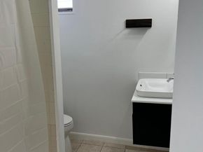 1200 S 10TH Street, Philadelphia PA 19147
