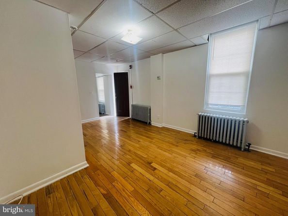 1200 S 10TH Street, Philadelphia PA 19147