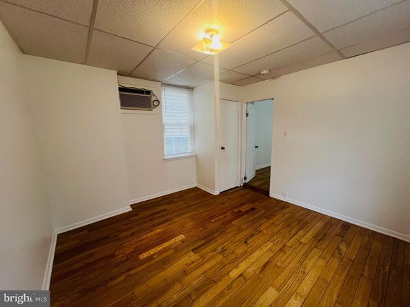 1200 S 10TH Street, Philadelphia PA 19147