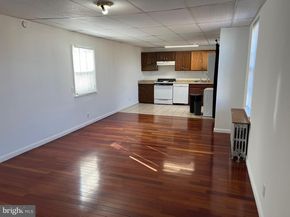 1200 S 10TH Street, Philadelphia PA 19147