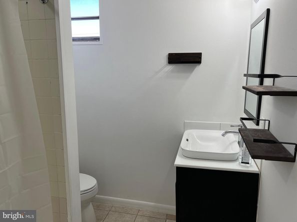 1200 S 10TH Street, Philadelphia PA 19147