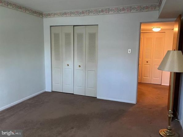 202 Hampton Crossing, Southampton PA 18966