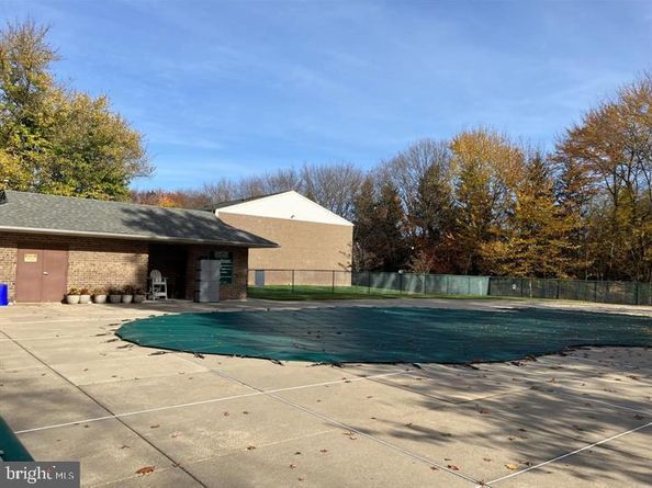 202 Hampton Crossing, Southampton PA 18966