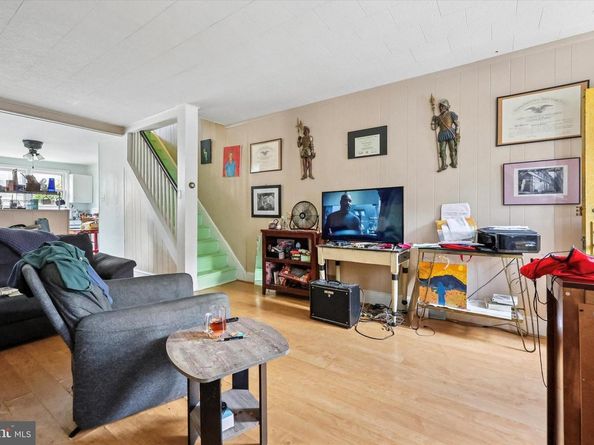 3609 Fisk Avenue, Philadelphia PA 19129