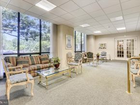5225 Pooks Hill Road 417N, Bethesda MD 20814