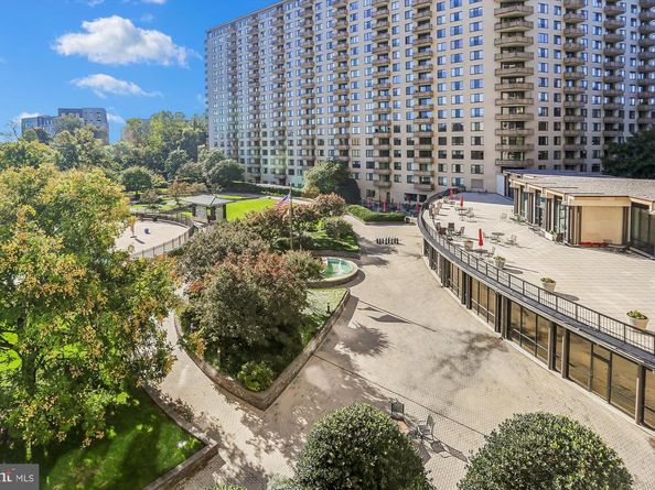 5225 Pooks Hill Road 417N, Bethesda MD 20814