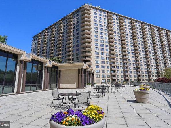 5225 Pooks Hill Road 417N, Bethesda MD 20814