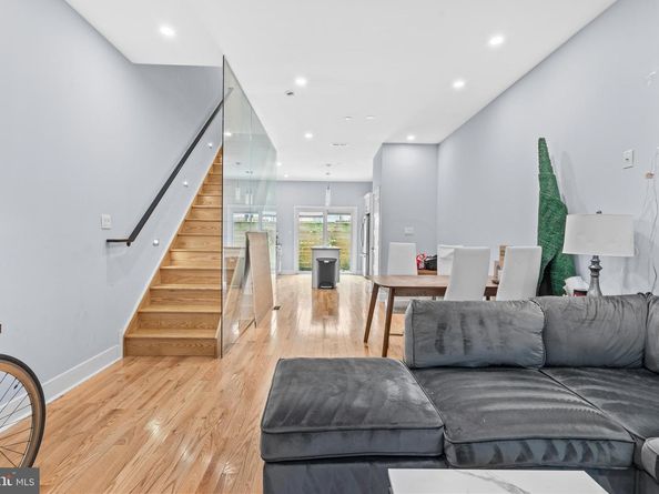 2048 Gerritt Street, Philadelphia PA 19146