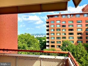 1021 Arlington Boulevard 942, Arlington VA 22209