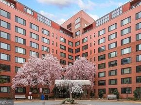 1021 Arlington Boulevard 942, Arlington VA 22209