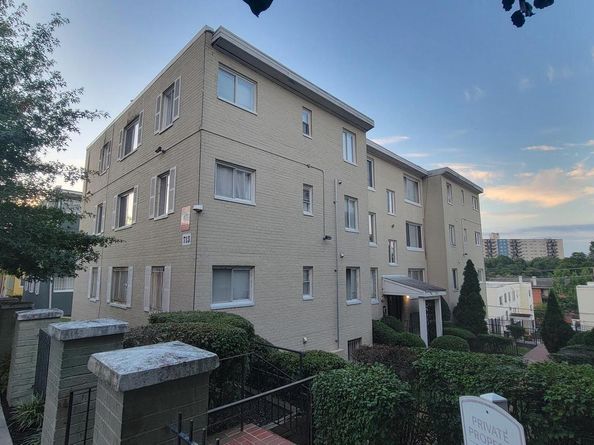 713 Brandywine Street SE 301, Washington DC 20032