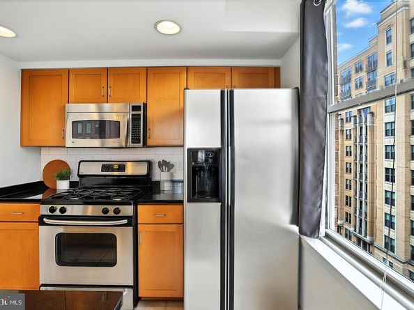 1205 Garfield Street 808, Arlington VA 22201